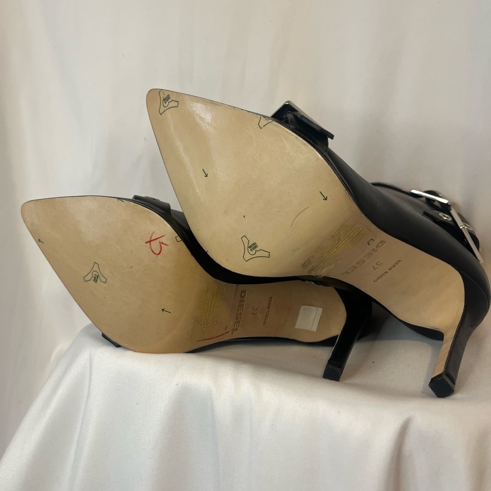 NWOT Diesel buckle ankle boots - Picture 3 of 4
